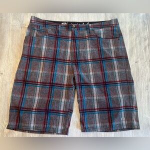 Travis Mathew Golf Shorts Tagged 36 Actual Waist 38 inches Brown Plaid Pattern